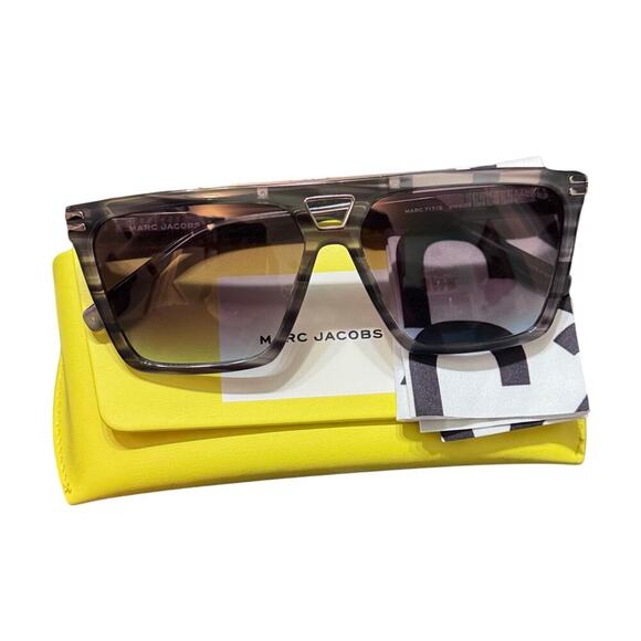 Marc Jacobs Accessories - New Marc Jacobs Tortoise Frame Sunglasses